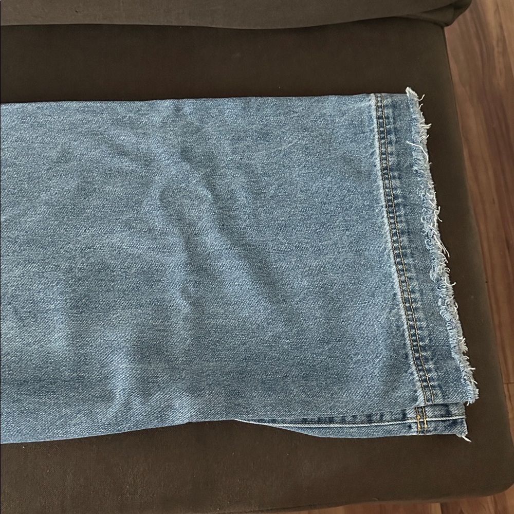 Fashion Nova Light Blue Denim Jeans - Picture 6 of 8